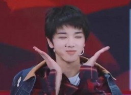 吃瓜娱乐华晨宇